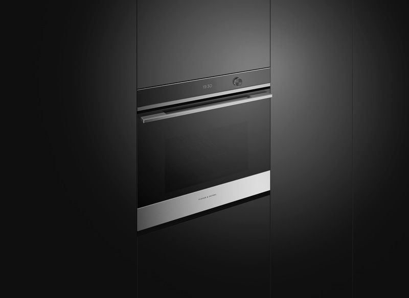 Fisher & Paykel 76cm BuiltIn Pyrolytic Oven Stainless Steel