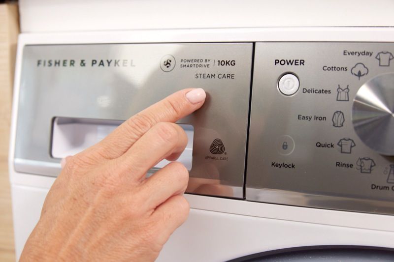 Fisher & Paykel 10kg Front Load Washing Machine WH1060S1 Review by National Product Review NZ