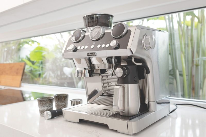 Delonghi La Specialista Maestro Pump Espresso Coffee Machine Metal EC9865M Review by National